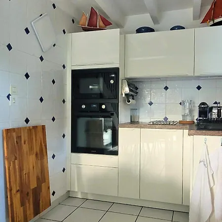 Estivales 30- Maison Mitoyenne Pour 6 Personnes *